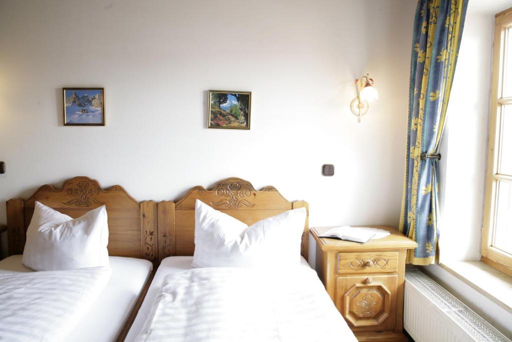Landgasthof Bock Hotel Gauting Kamer foto