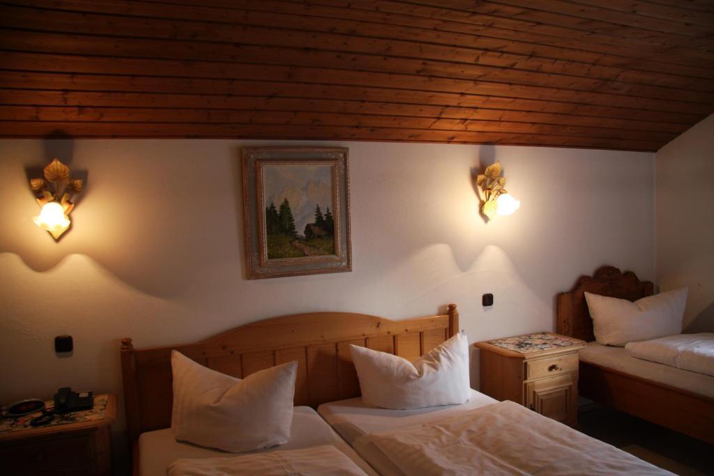 Landgasthof Bock Hotel Gauting Kamer foto