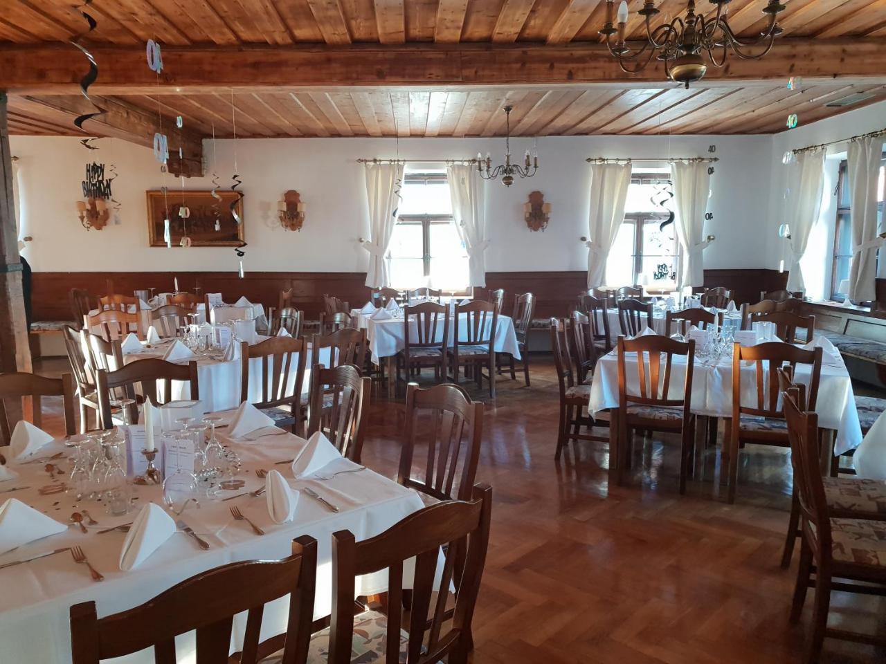 Landgasthof Bock Hotel Gauting Buitenkant foto