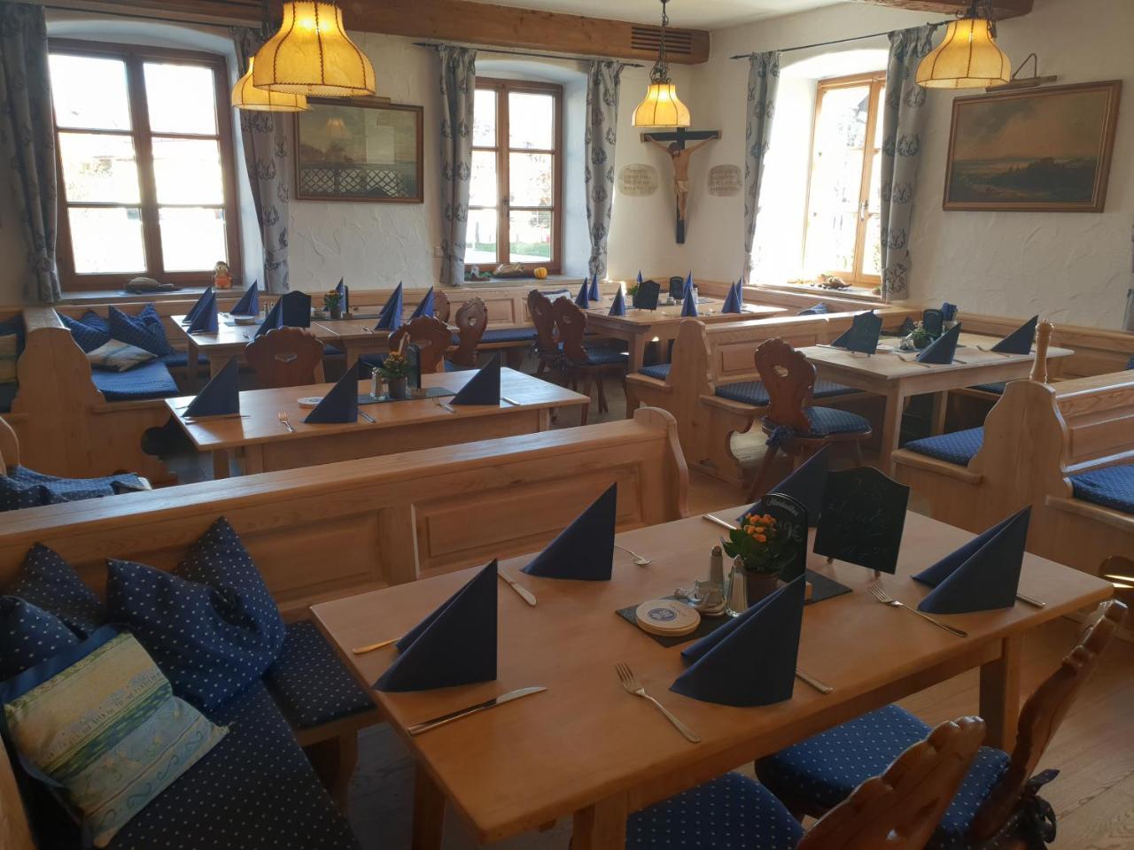 Landgasthof Bock Hotel Gauting Buitenkant foto