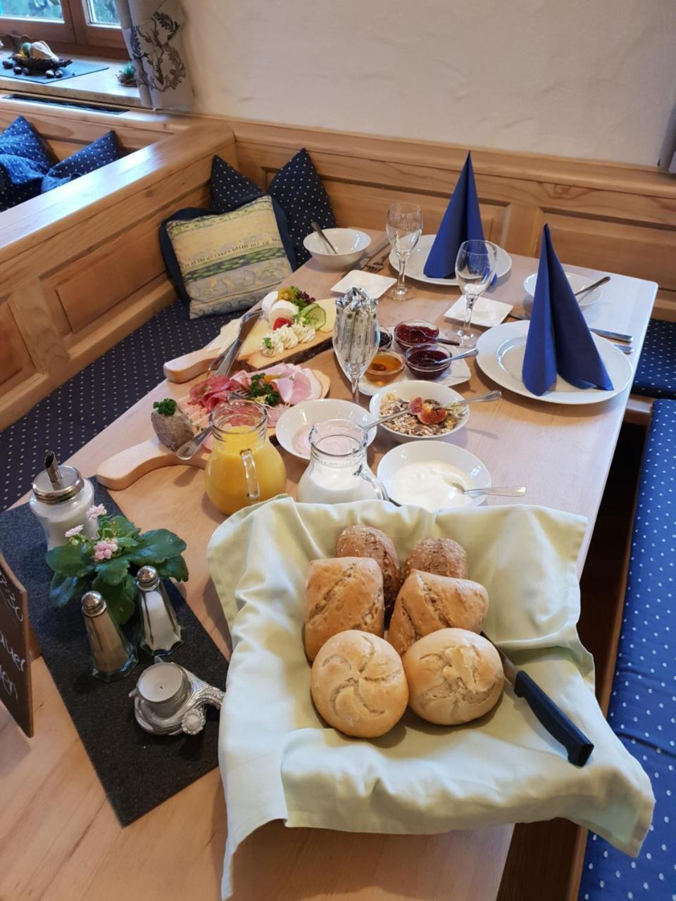 Landgasthof Bock Hotel Gauting Buitenkant foto
